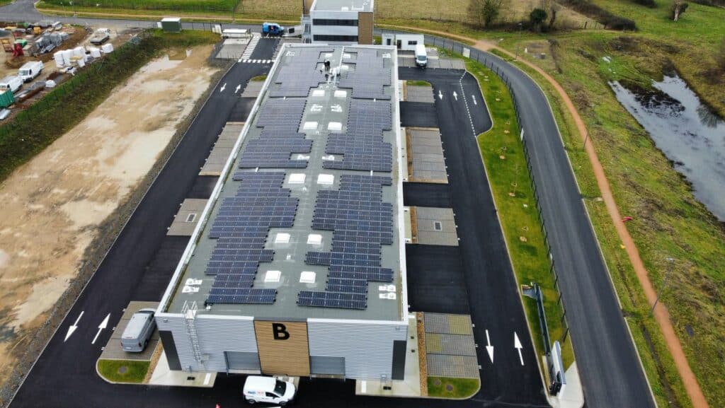 Installation des panneaux photovoltaïques Z.A.C du Cormier V